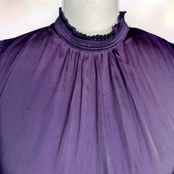 NWT Carmen Marc Valvo Bubbled Tiered Sleeve Top in “Aubergine” Size Medium - Picture 6 of 12